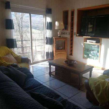 Location De Vacances A Neylis Avec Vue Sur Les Forets Et Les Champs Carla-de-Roquefort Ngoại thất bức ảnh